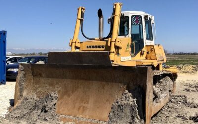 Булдозер Liebherr 742